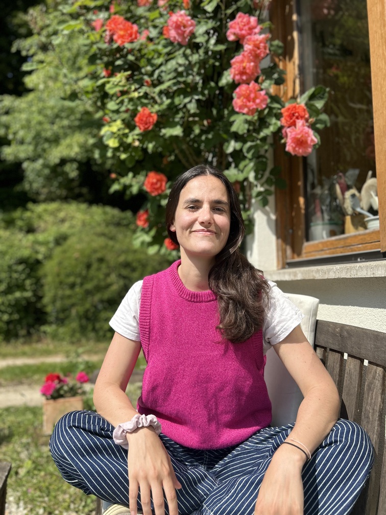 photo marie frayssineau therapeute alternatif canal paris 2